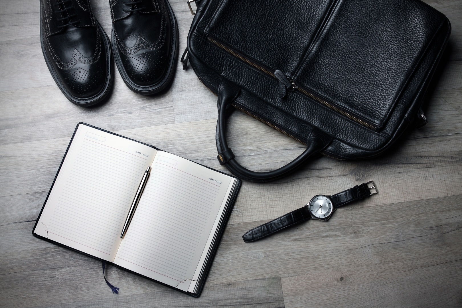 watch-leather-gadget-business-handbag-planner-657516-pxhere.com